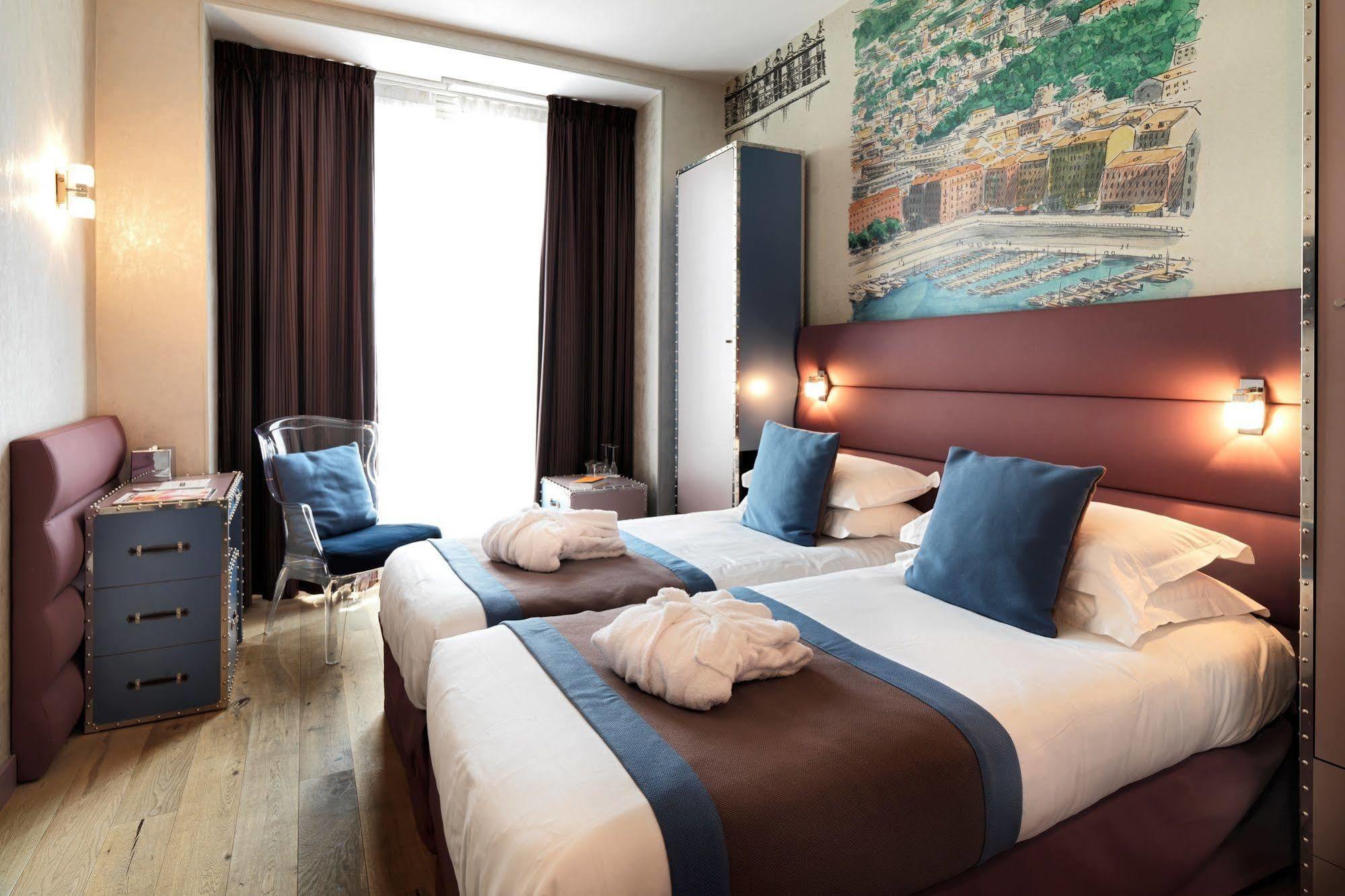 Excelsior Centre By Happyculture Hotel